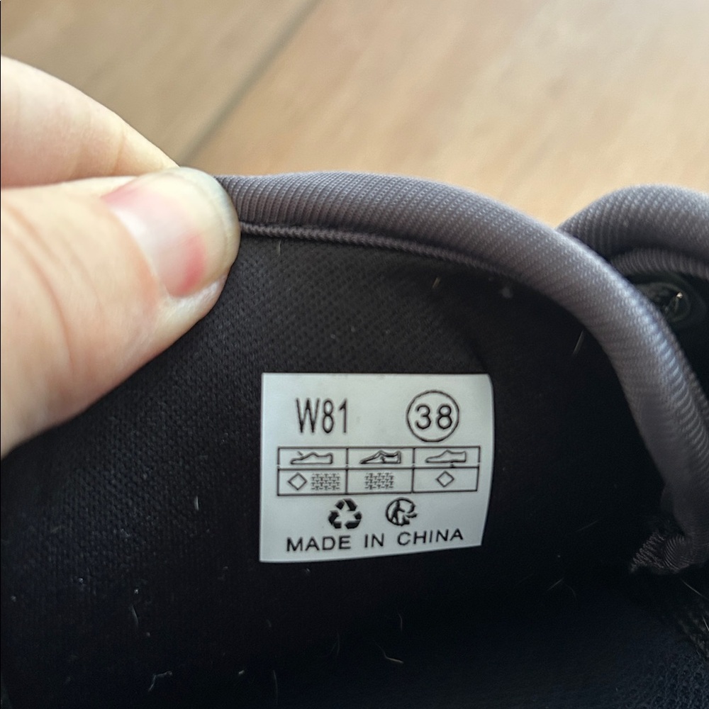 Like new - WHITIN Zero Drop Minimalist Sneakers - Picture 4 of 11